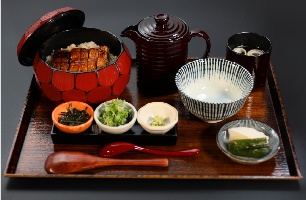 薬味と出汁で楽しむ ひつまぶし 特福（鰻四分の三・とろろ・お吸い物付き）